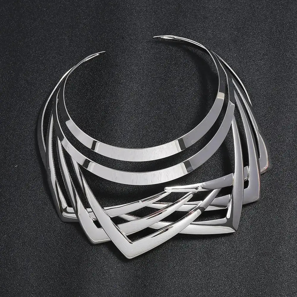 Collar Largo de Lujo Dorado - Gargantilla Statement para Mujer