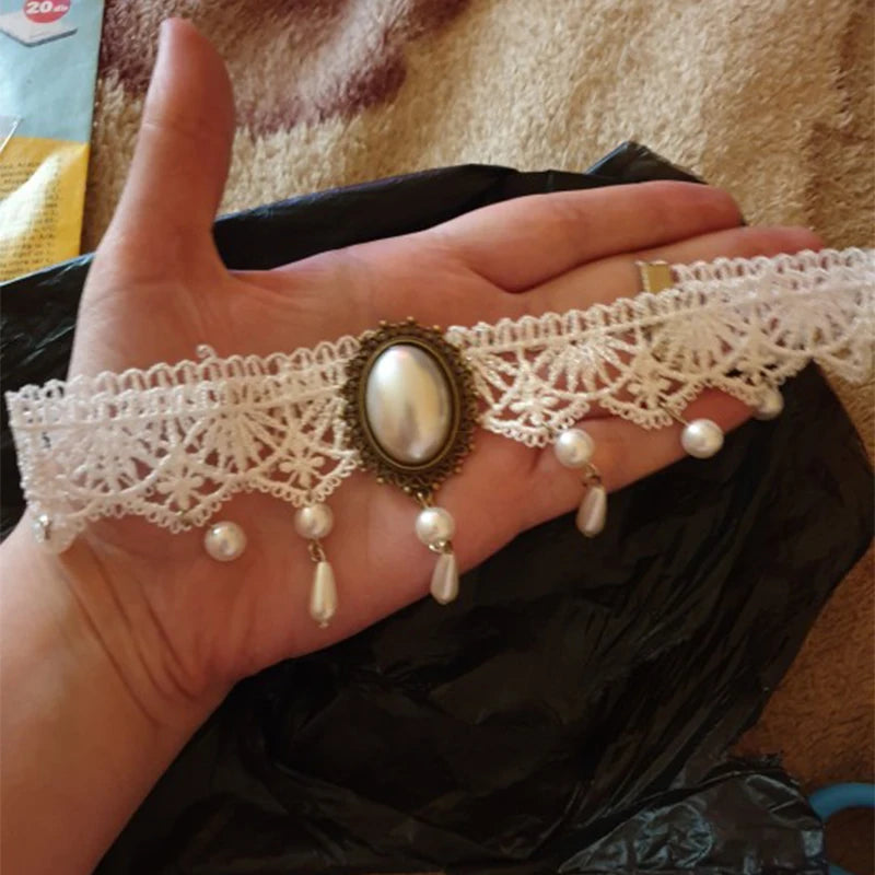 Gargantilla de Terciopelo Blanco Elegante - Collar Corto Sofisticado