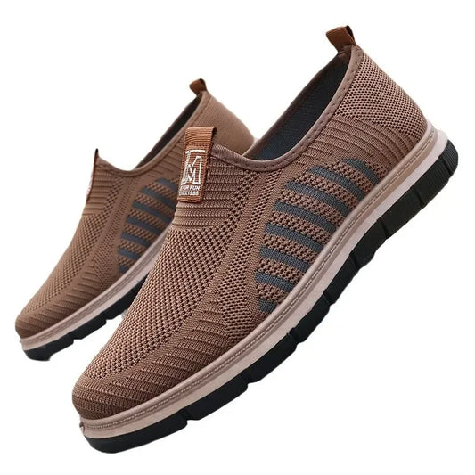 Men's casual sneakers, breathable in spring and summer, lightweight mesh, soft soles, antibacterial